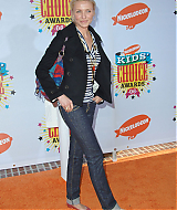 Filename=235.jpg
Filesize=341KiB
Dimensions=1419x2000
Date added=May 26, 2024 235.jpg