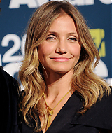 Filename=235.jpg
Filesize=486KiB
Dimensions=1607x2000
Date added=May 27, 2024 235.jpg