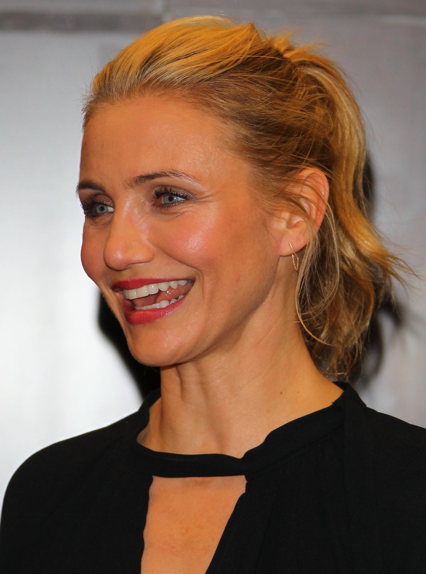 143.jpg 143.jpg