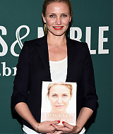 Filename=012.jpg
Filesize=261KiB
Dimensions=1334x2000
Date added=May 27, 2024 012.jpg