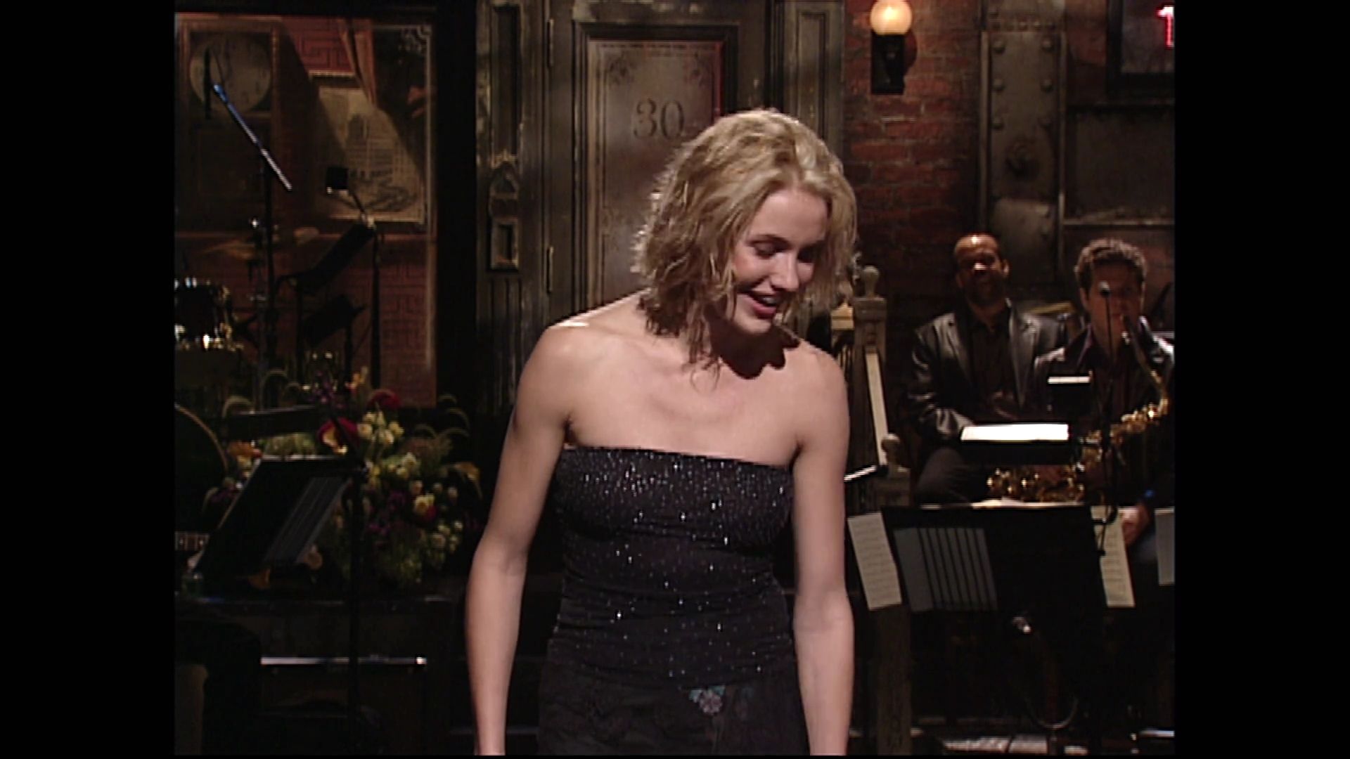 SNL-S24E01-088.jpg SNL-S24E01-088.jpg