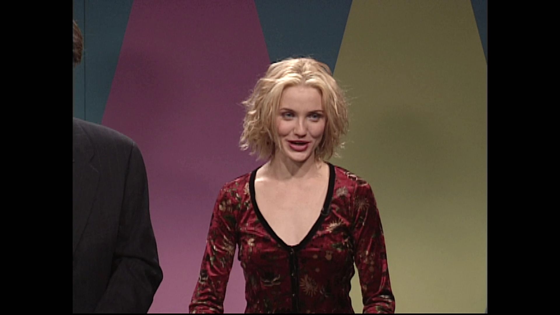 SNL-S24E01-349.jpg SNL-S24E01-349.jpg