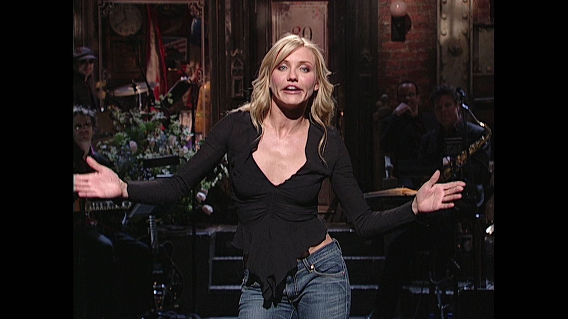 SNL-S27E16-058.jpg SNL-S27E16-058.jpg