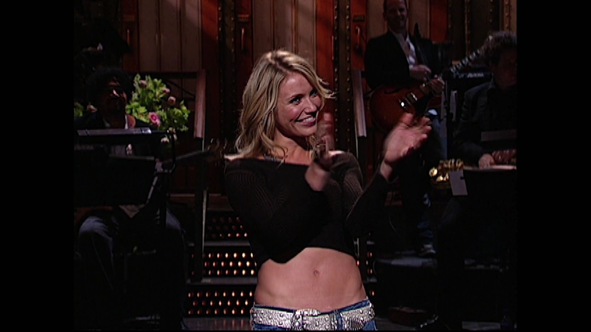 SNL-S30E16-021.jpg