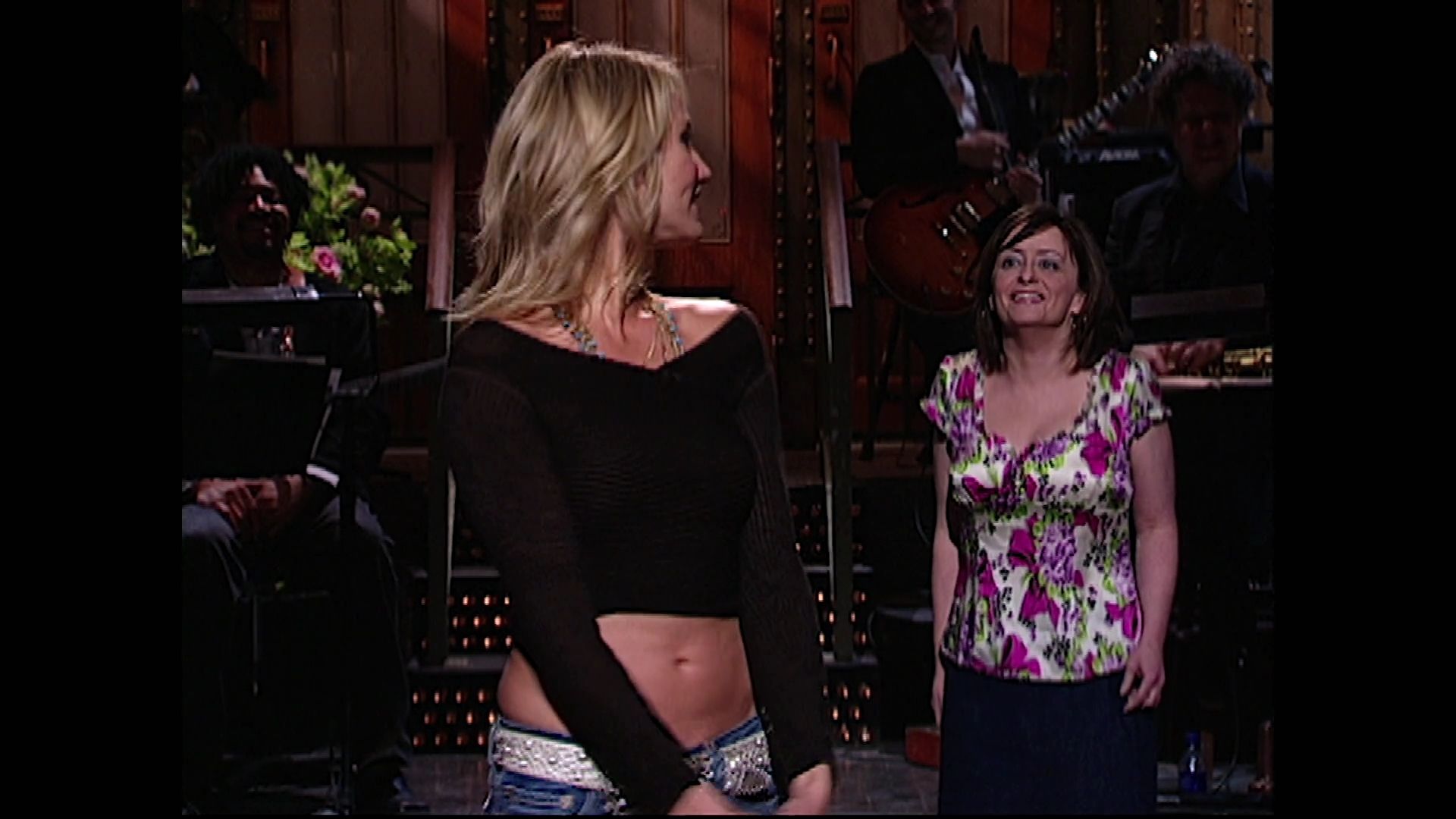 SNL-S30E16-044.jpg SNL-S30E16-044.jpg