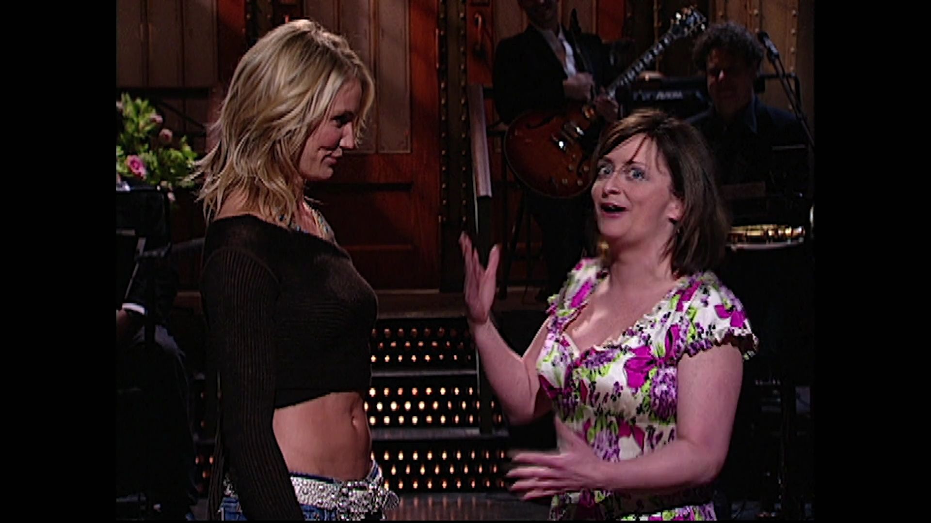 SNL-S30E16-085.jpg SNL-S30E16-085.jpg
