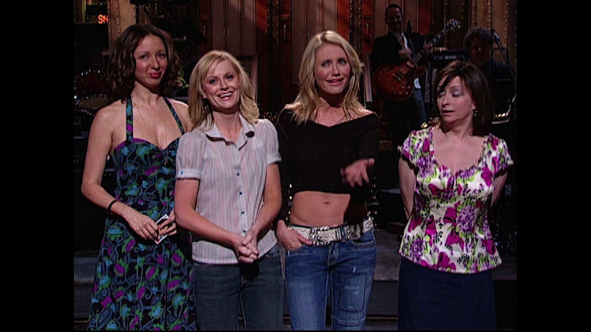 SNL-S30E16-144.jpg