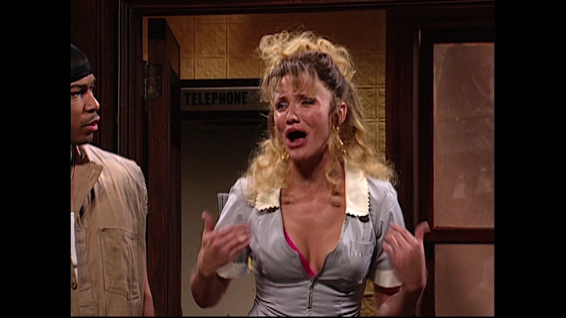 SNL-S30E16-439.jpg SNL-S30E16-439.jpg