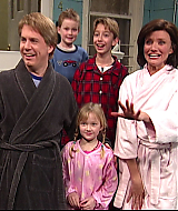 SNL-S30E16-211.jpg