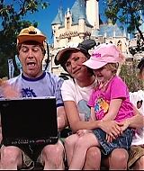 SNL-S30E16-279.jpg