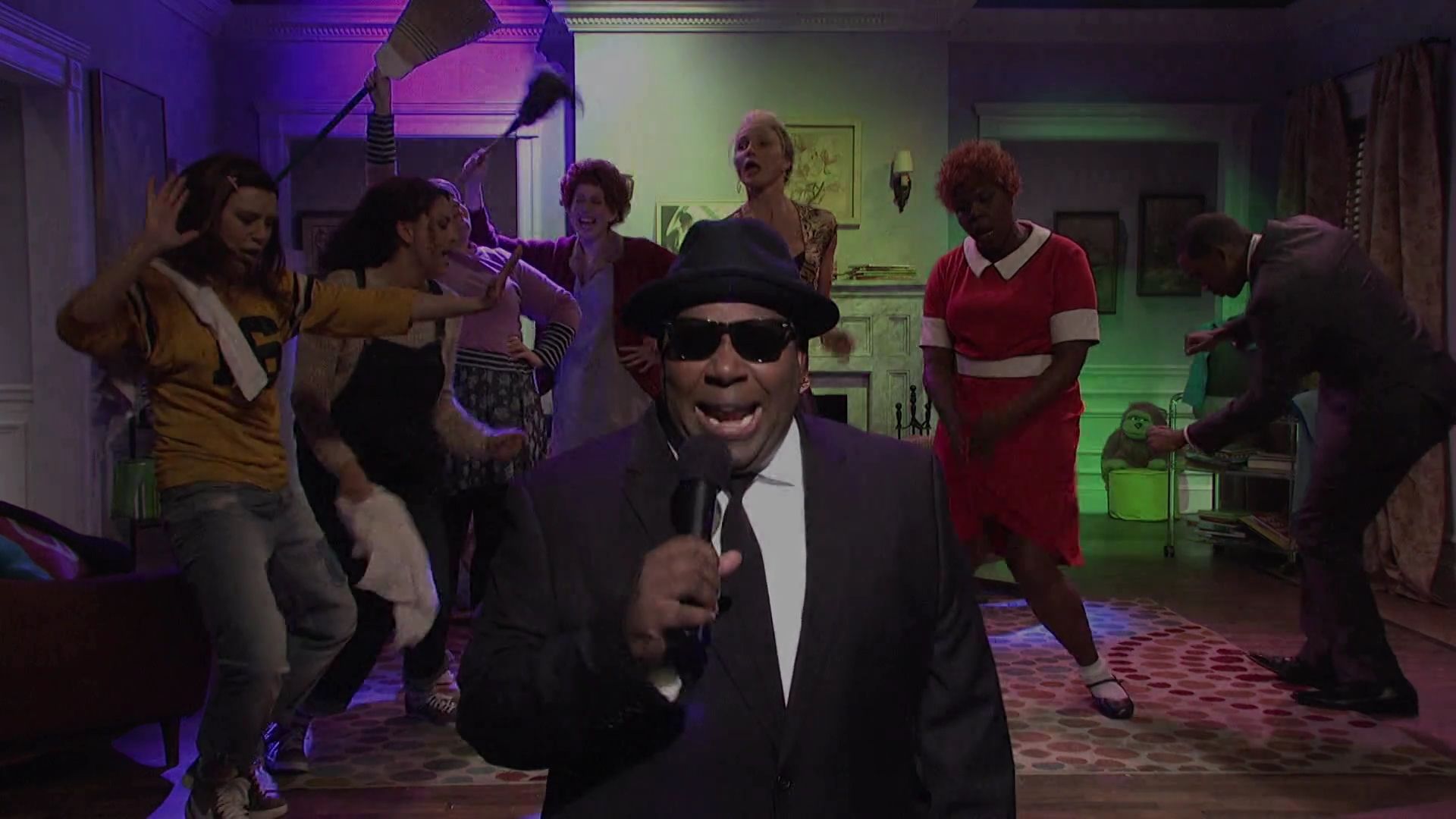 SNL-S40E07-213.jpg SNL-S40E07-213.jpg
