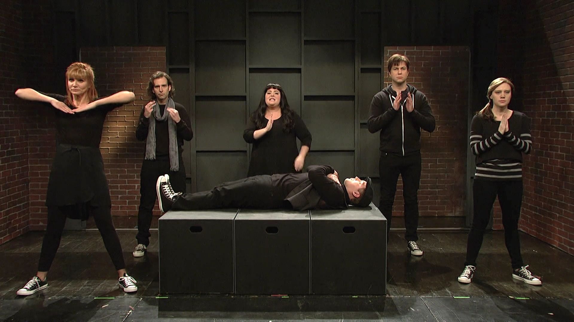 SNL-S40E07-249.jpg SNL-S40E07-249.jpg