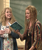 Filename=SNL-S40E07-665.jpg
Filesize=221KiB
Dimensions=1920x1080
Date added=May 28, 2024 SNL-S40E07-665.jpg