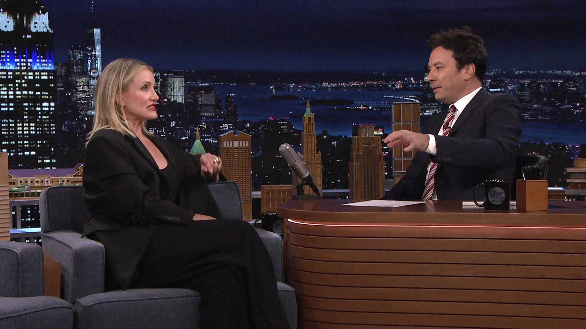 2022-TonightShowStarringJimmyFallon-335.jpg 2022-TonightShowStarringJimmyFallon-335.jpg