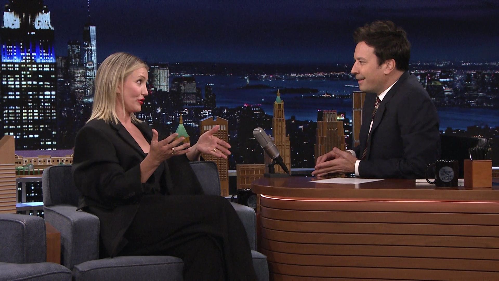 2022-TonightShowStarringJimmyFallon-348.jpg 2022-TonightShowStarringJimmyFallon-348.jpg