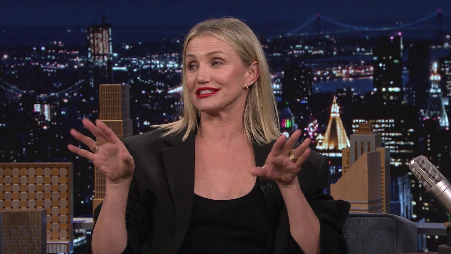 2022-TonightShowStarringJimmyFallon-351.jpg 2022-TonightShowStarringJimmyFallon-351.jpg