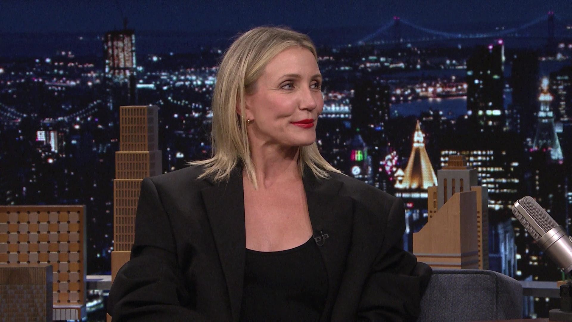 2022-TonightShowStarringJimmyFallon-385.jpg 2022-TonightShowStarringJimmyFallon-385.jpg