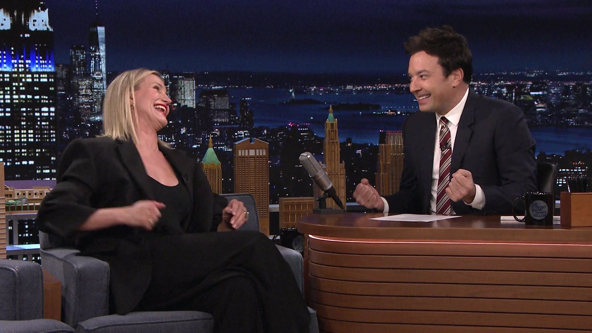 2022-TonightShowStarringJimmyFallon-395.jpg 2022-TonightShowStarringJimmyFallon-395.jpg