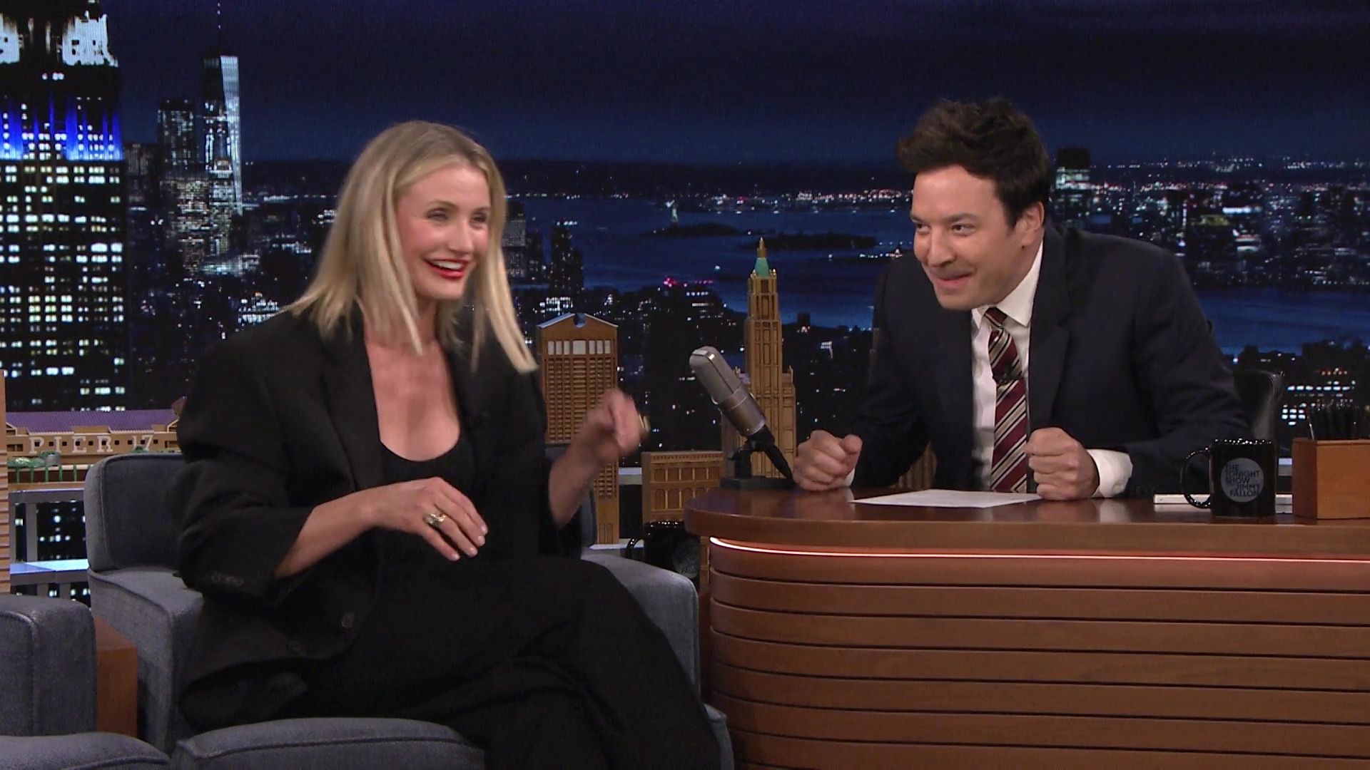 2022-TonightShowStarringJimmyFallon-397.jpg 2022-TonightShowStarringJimmyFallon-397.jpg