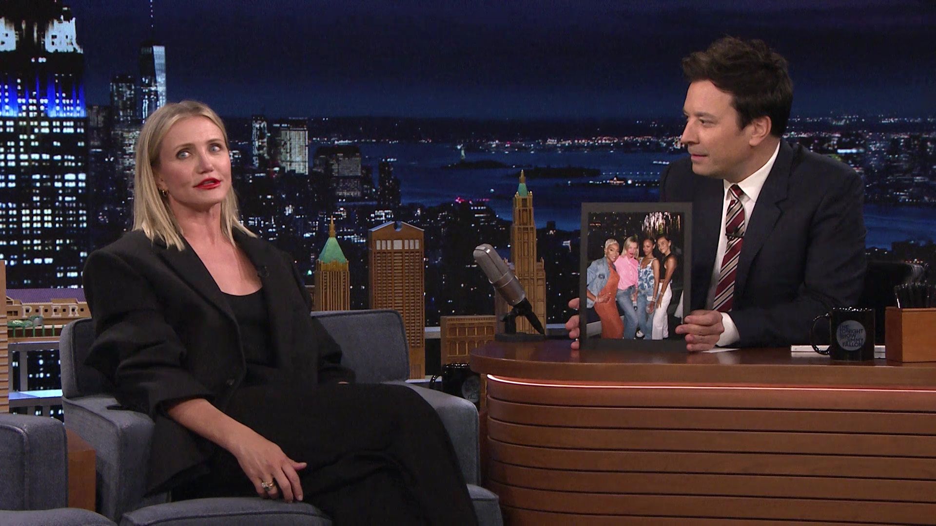 2022-TonightShowStarringJimmyFallon-449.jpg 2022-TonightShowStarringJimmyFallon-449.jpg