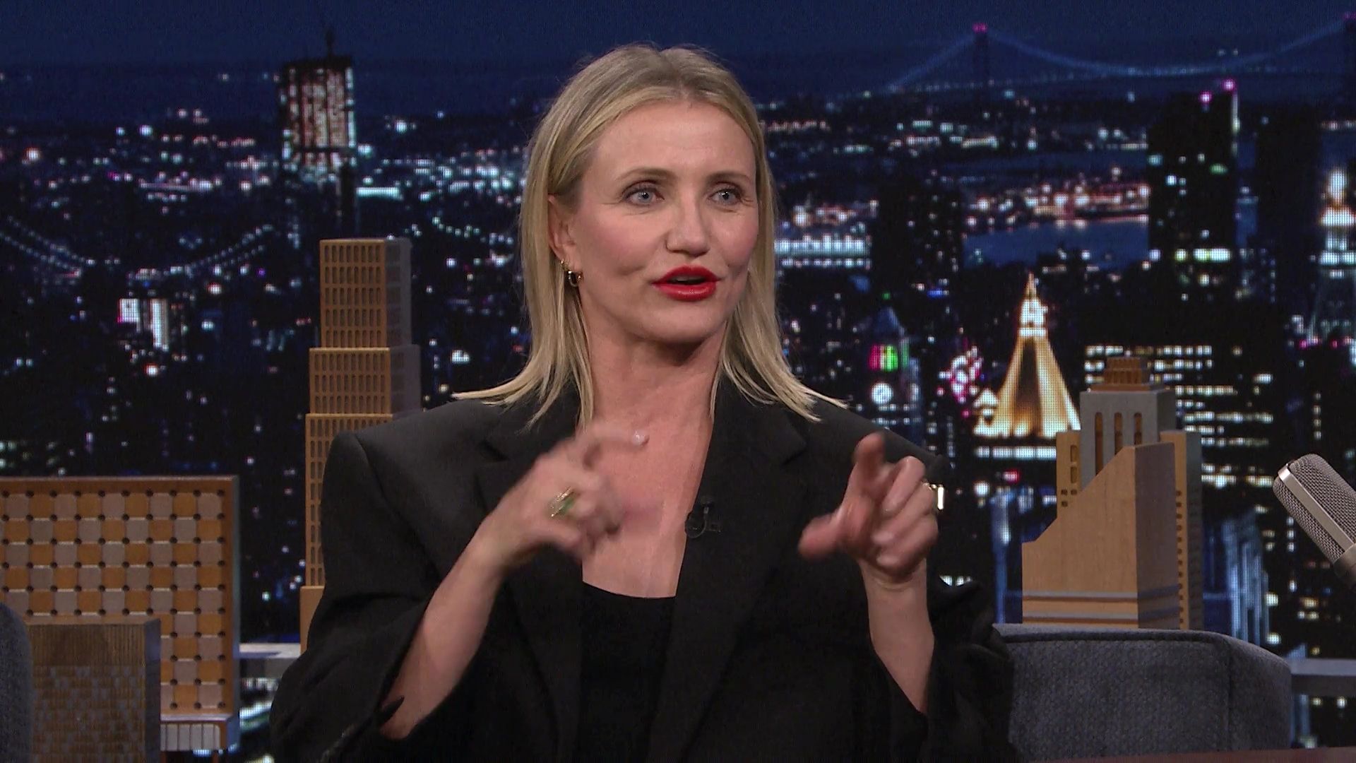 2022-TonightShowStarringJimmyFallon-490.jpg 2022-TonightShowStarringJimmyFallon-490.jpg