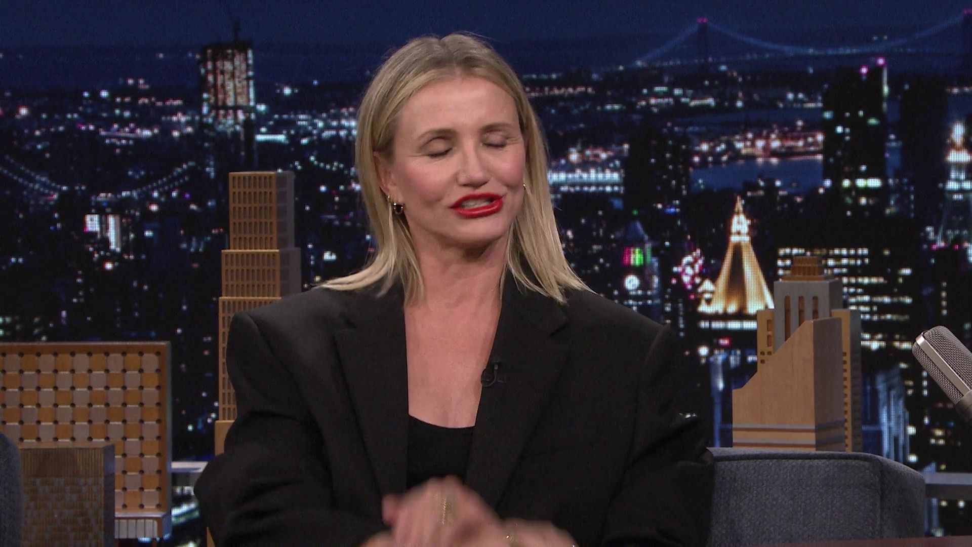 2022-TonightShowStarringJimmyFallon-501.jpg 2022-TonightShowStarringJimmyFallon-501.jpg