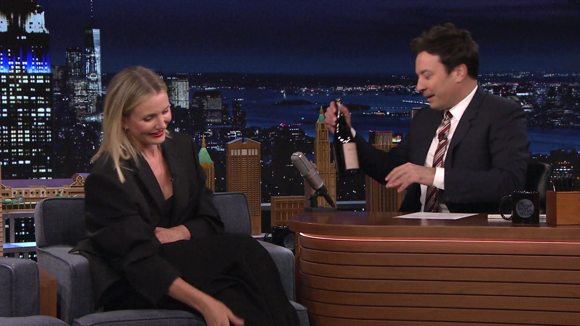 2022-TonightShowStarringJimmyFallon-530.jpg 2022-TonightShowStarringJimmyFallon-530.jpg