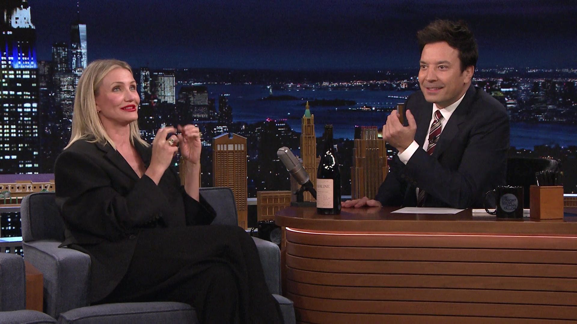 2022-TonightShowStarringJimmyFallon-575.jpg 2022-TonightShowStarringJimmyFallon-575.jpg