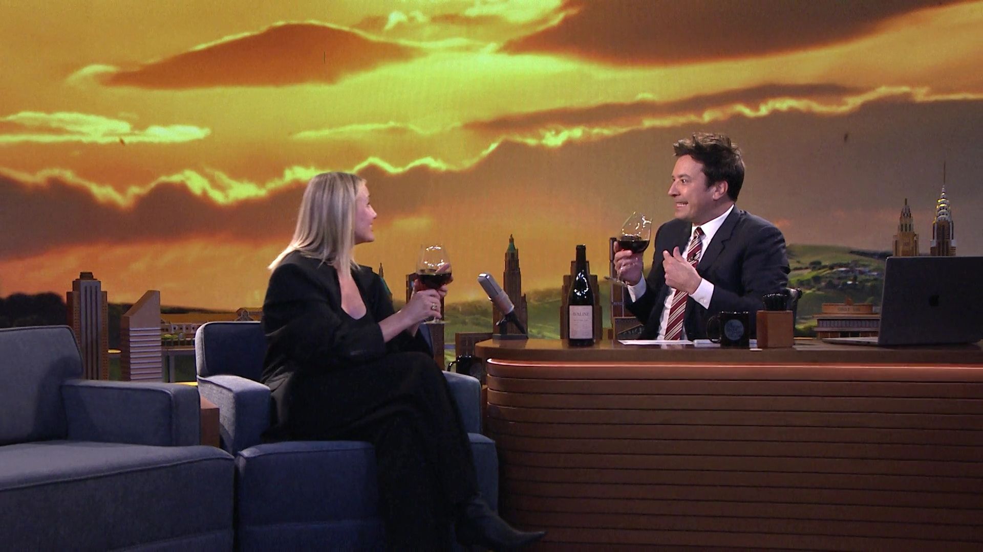 2022-TonightShowStarringJimmyFallon-667.jpg 2022-TonightShowStarringJimmyFallon-667.jpg